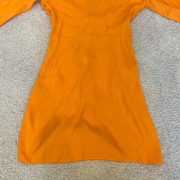 ORANGE MINI DRESS - Picture 4 of 10